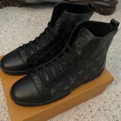 New Mens Casual Boots In Size 12