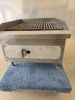 GAS CHARBROILER Single Burner