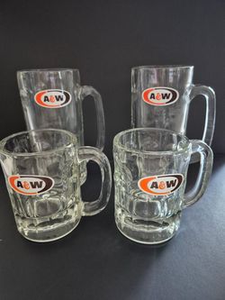 A&W glass set