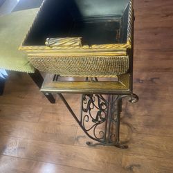 Magazine Holder With The Basket On Top