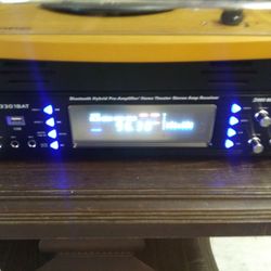 Pyle p3301bat BLUTOOTH 3000 Watt Hybrid Pre Amplifier