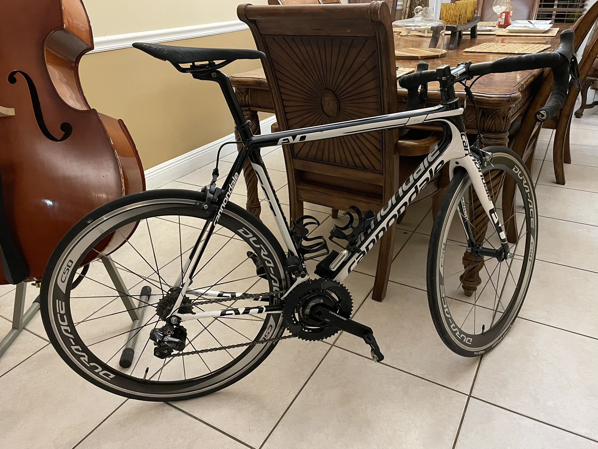 Cannondale Super six Di2 Size 56. Road Bike With Power Meter