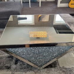 Mirror, coffee table