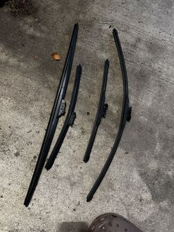 2016 Prius TwoEco Wipers