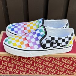 $40 Women’s Vans Slip On Brand New Size 6 (Men’s 4.5)