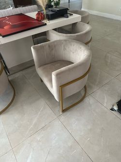 Dinning room chairs