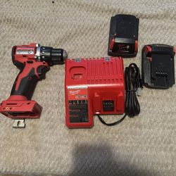 Milwaukee M18 Drill 2 Batteries Included With Charger