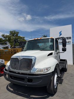 2006 International 4300 Day Cab Truck Tractor