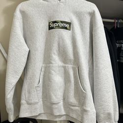 Supreme FW23 Camo Box Logo Hoodie