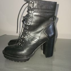 Vince Camuto Platform Boots Size 10