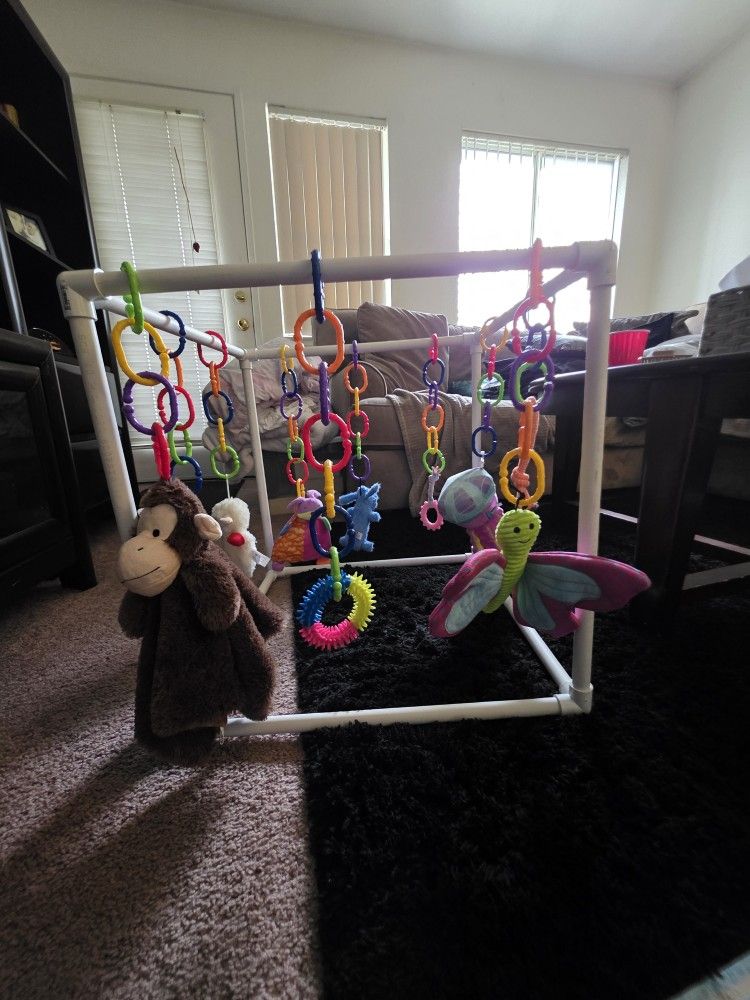 Pupply Play Gym Activity
