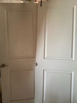 ONE DOUBLE DOOR 2 x 30 =60 plus 2 separate doors of the same style