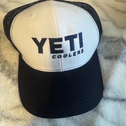 Yeti coolers baseball cap w adjustable strap