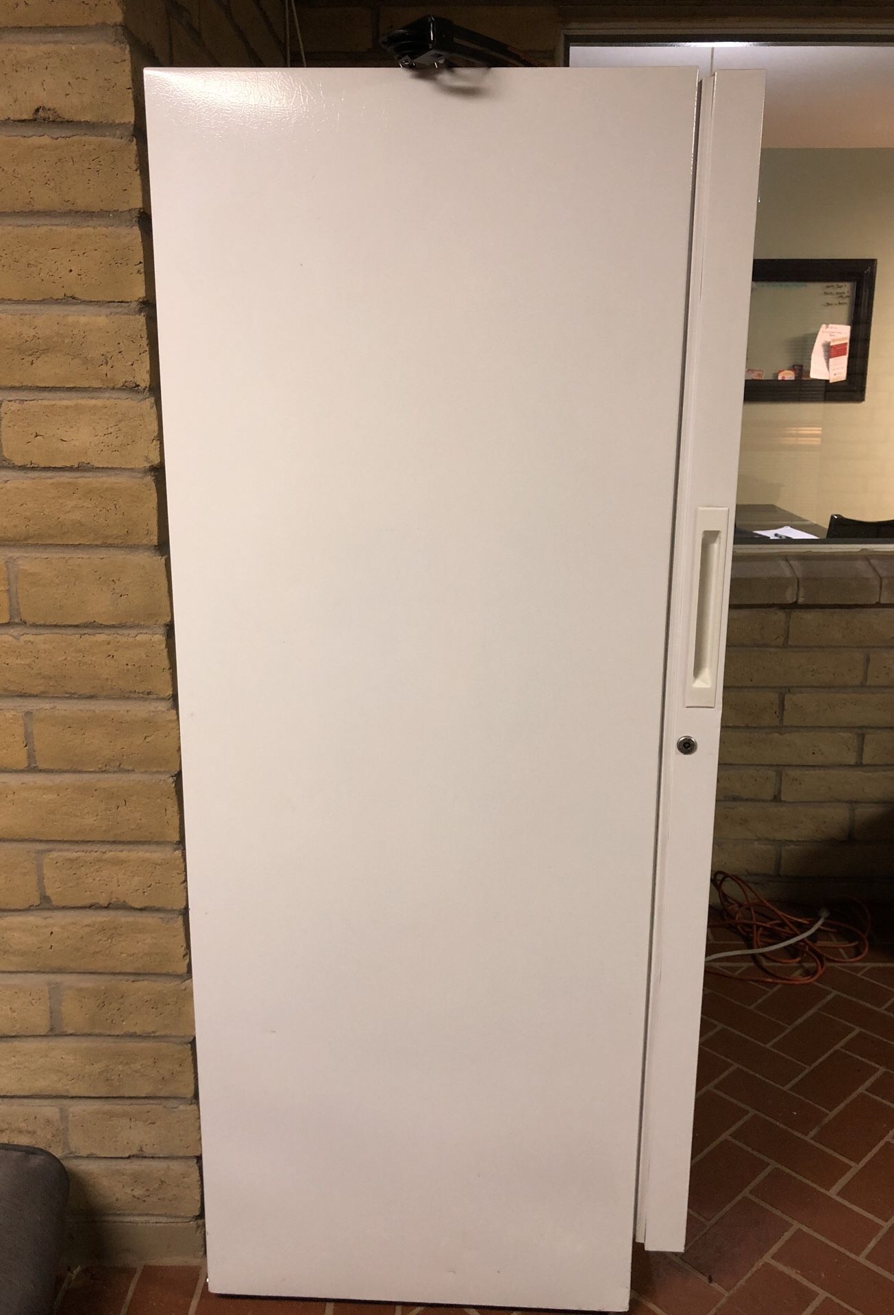 20 cubic foot Maytag upright freezer for Sale in Tempe, AZ - OfferUp