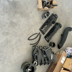 Mustang Parts/manifold/intake 