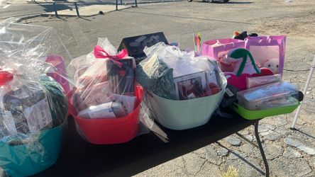 mother’s day baskets !!