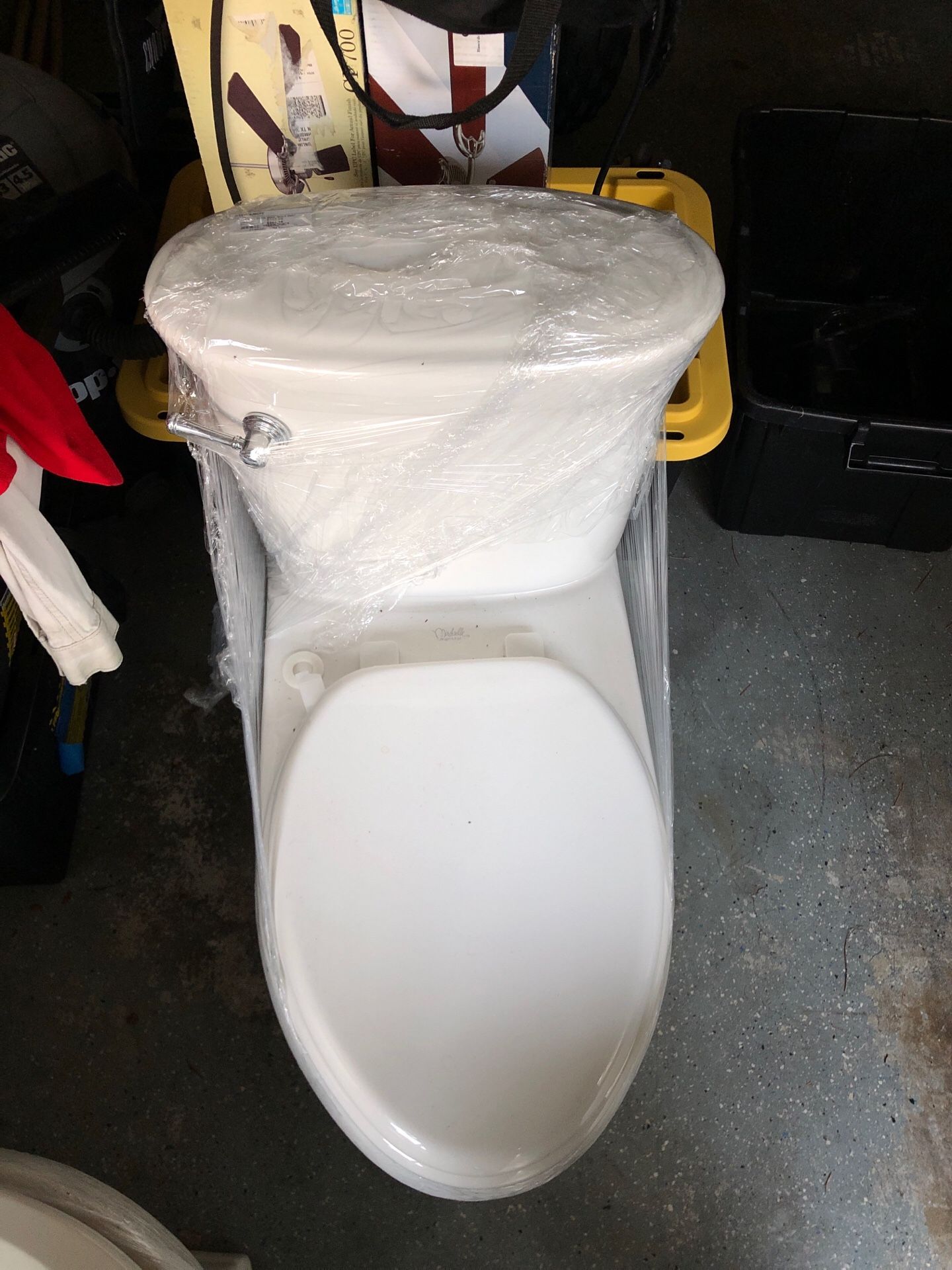 Toilet (BRAND NEW)