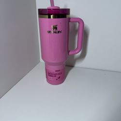 STANLEY x WICKED EXCLUSIVE GLINDA QUENCHER H2.0 FLOWSTATE™ TUMBLER 40 OZ Glinda