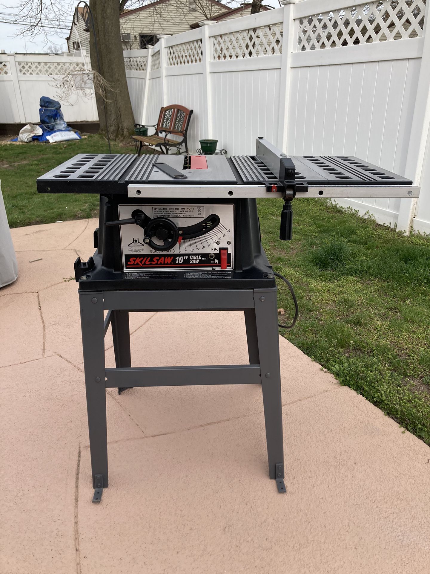 Mint! 10” Skill Saw Table Saw
