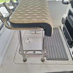 Marine Upholstery. Tapiceria Marina