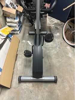 Fitness Commercial Recumbent Exercise Bike - Gym Quality