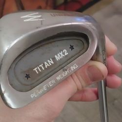Titan MX2 Universal Wedge (Perimeter Weighting ng)

