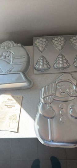 Vtg Wilton Christmas Cake Baking Molds Pans Santa Snowman Holiday Lot OBO