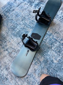 also boots/goggles/helmet/pants/coats Salomon 160 cm snowboard/rear entry bindings/new wax-also boots/goggles/helmet/pants/coats