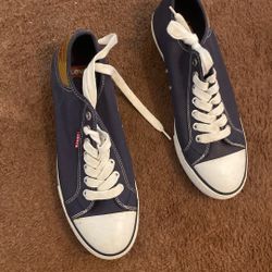Size 11 Men Levi’s 