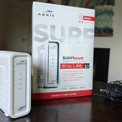 ARRIS SURFboard SB8200 DOCSIS 3.1
Cable Modem 