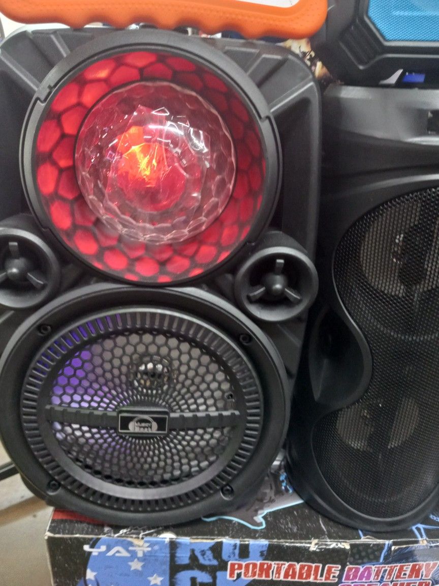BLUETOOTH RECHARGEABLE SPEAKER 🔊 WITH EXTRA BASS AND MICROPHONE 🎤 👌