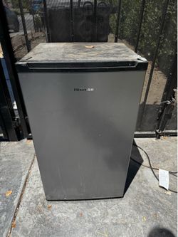 Free Mini fridge