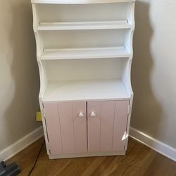 Kids bookcase