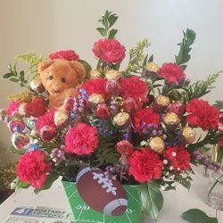 Arreglos Florales Llama Para El Dia De La Amista Y El Amor for Sale in  Jurupa Valley, CA - OfferUp