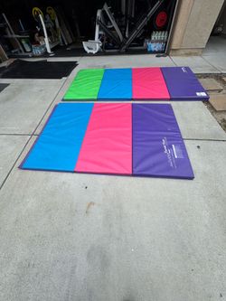 Gymnastics Tumbling Mats (2)