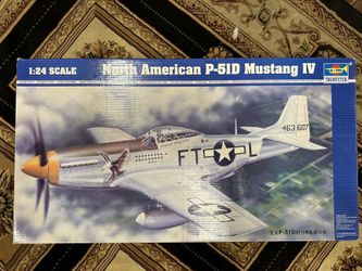 1:24 Trumpeter North American P-51D Mustang IV 1:24 Scale Model Kit 
