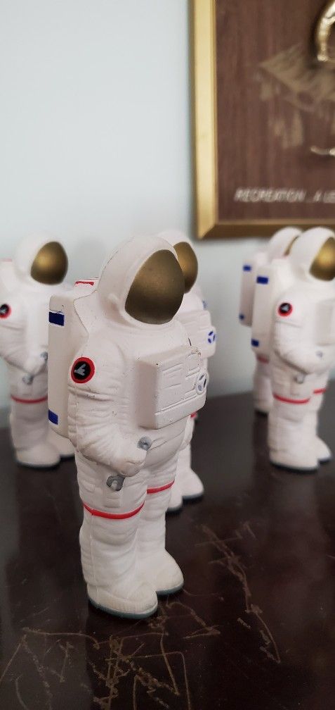 NASA Foam Astronaut In EVA Spacesuit Squeeze Toys Stress Ball