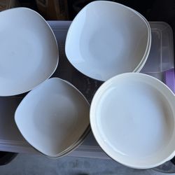 Dinner Plate Set