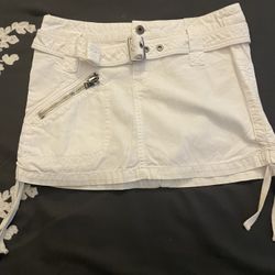 Guess Skirt Size 24