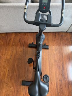 Exercise bike, excellent condition