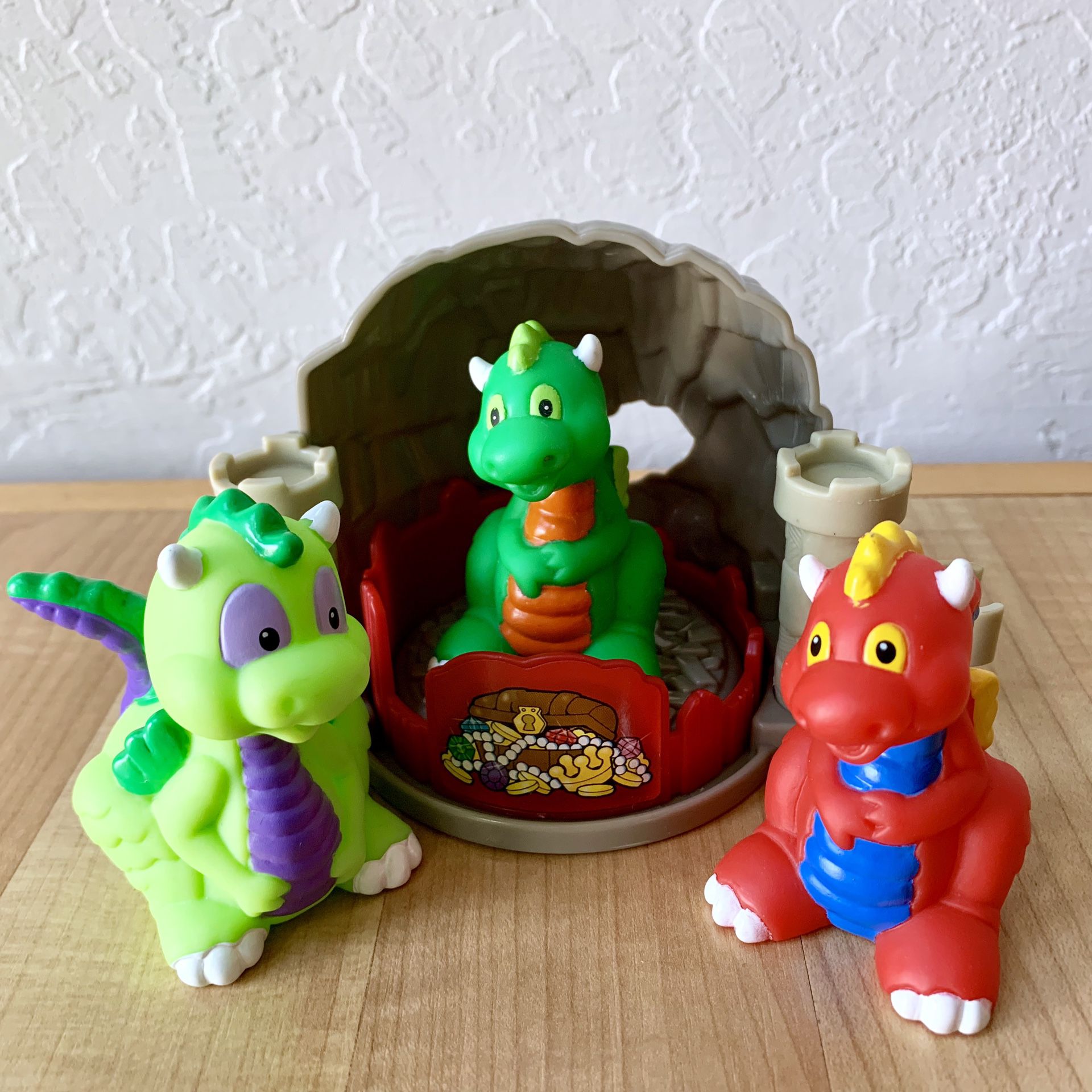 Fisher-Price Little People Animals Dragons Playset Toys Lot for Sale in  Elizabethtown, PA - OfferUp