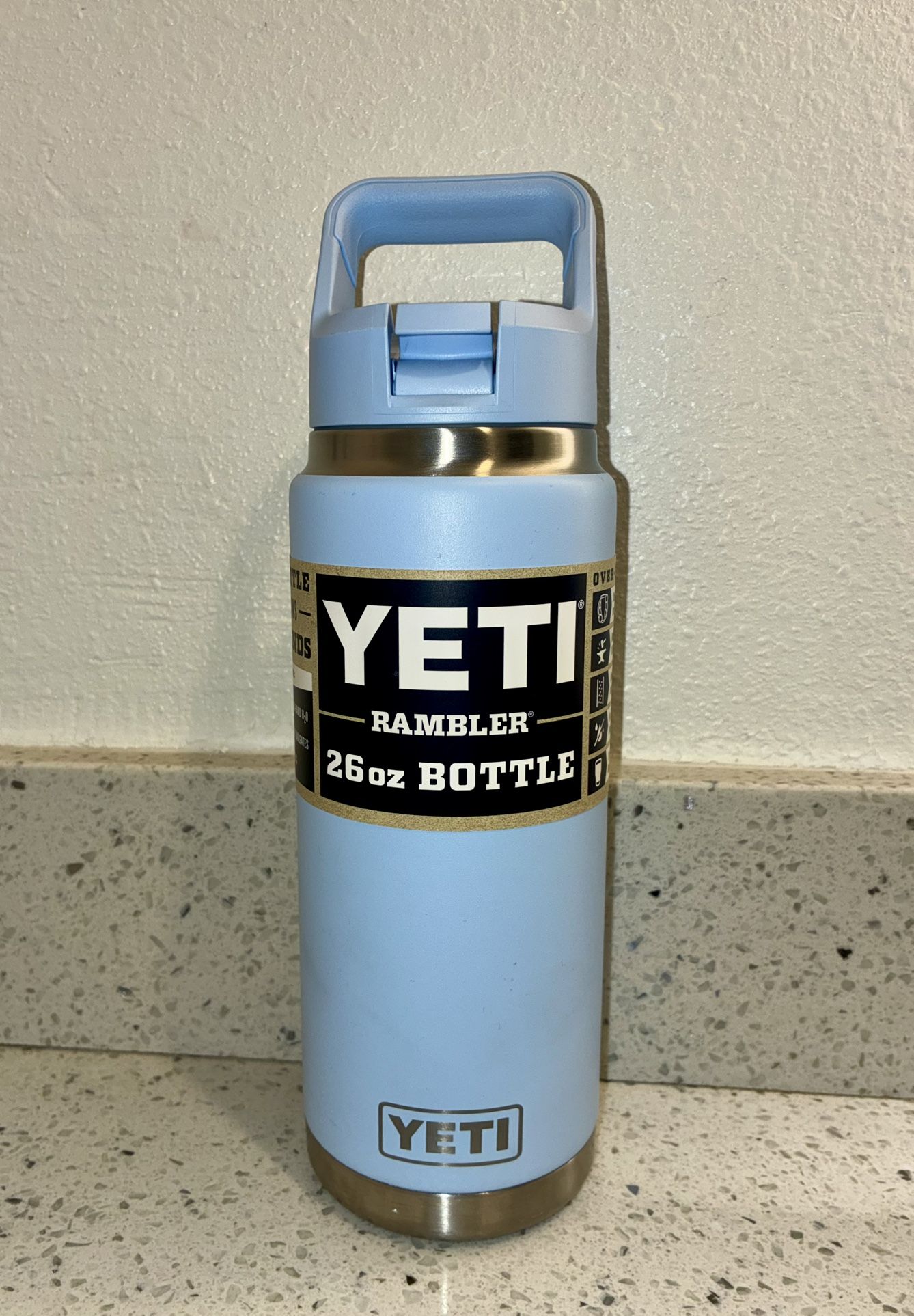 YETI 26oz Bottle (baby blue) Brand New