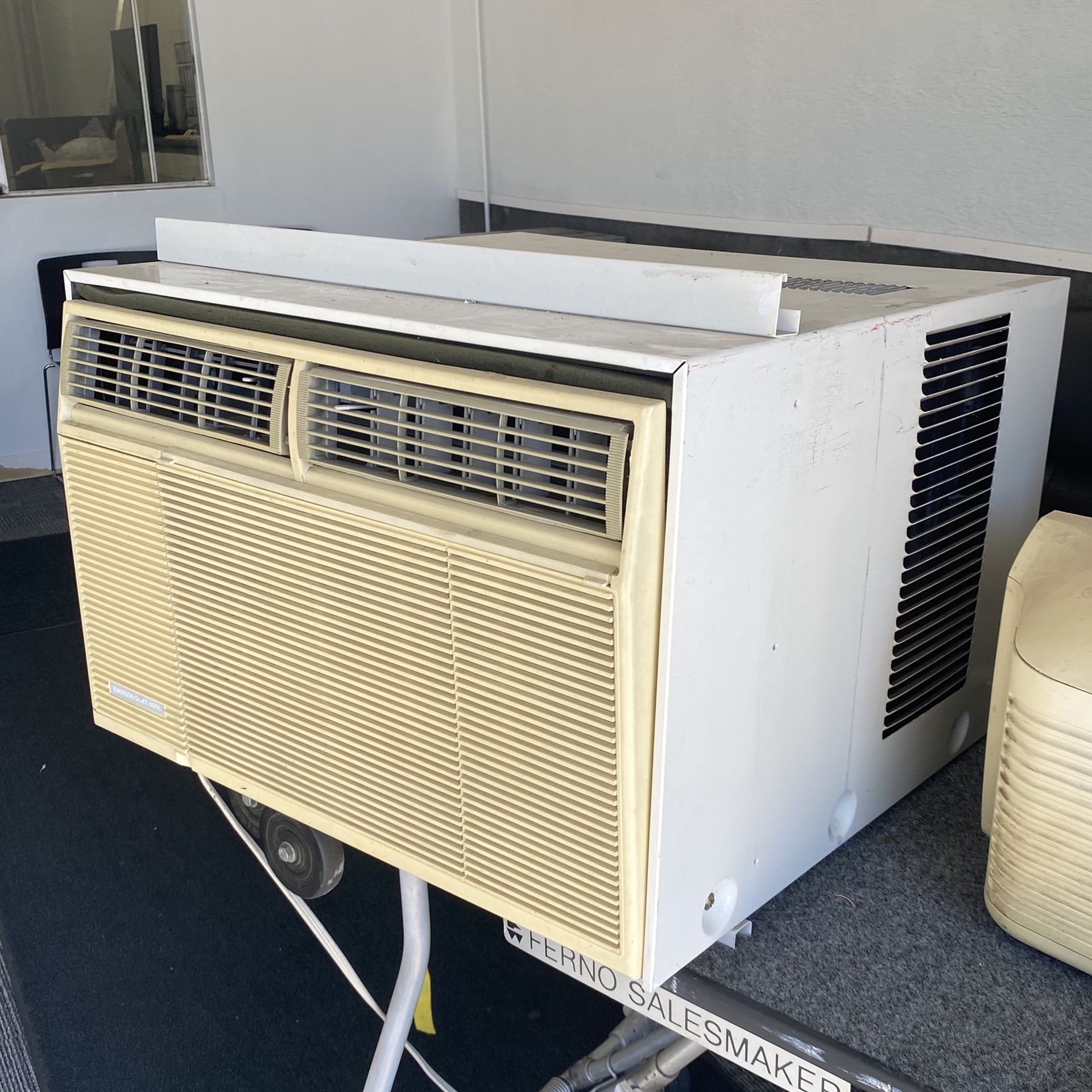 AIR CONDITIONER AC UNIT HOME OFFICE