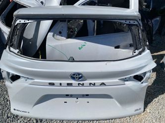 2021-2026  SIENNA TAILGATE