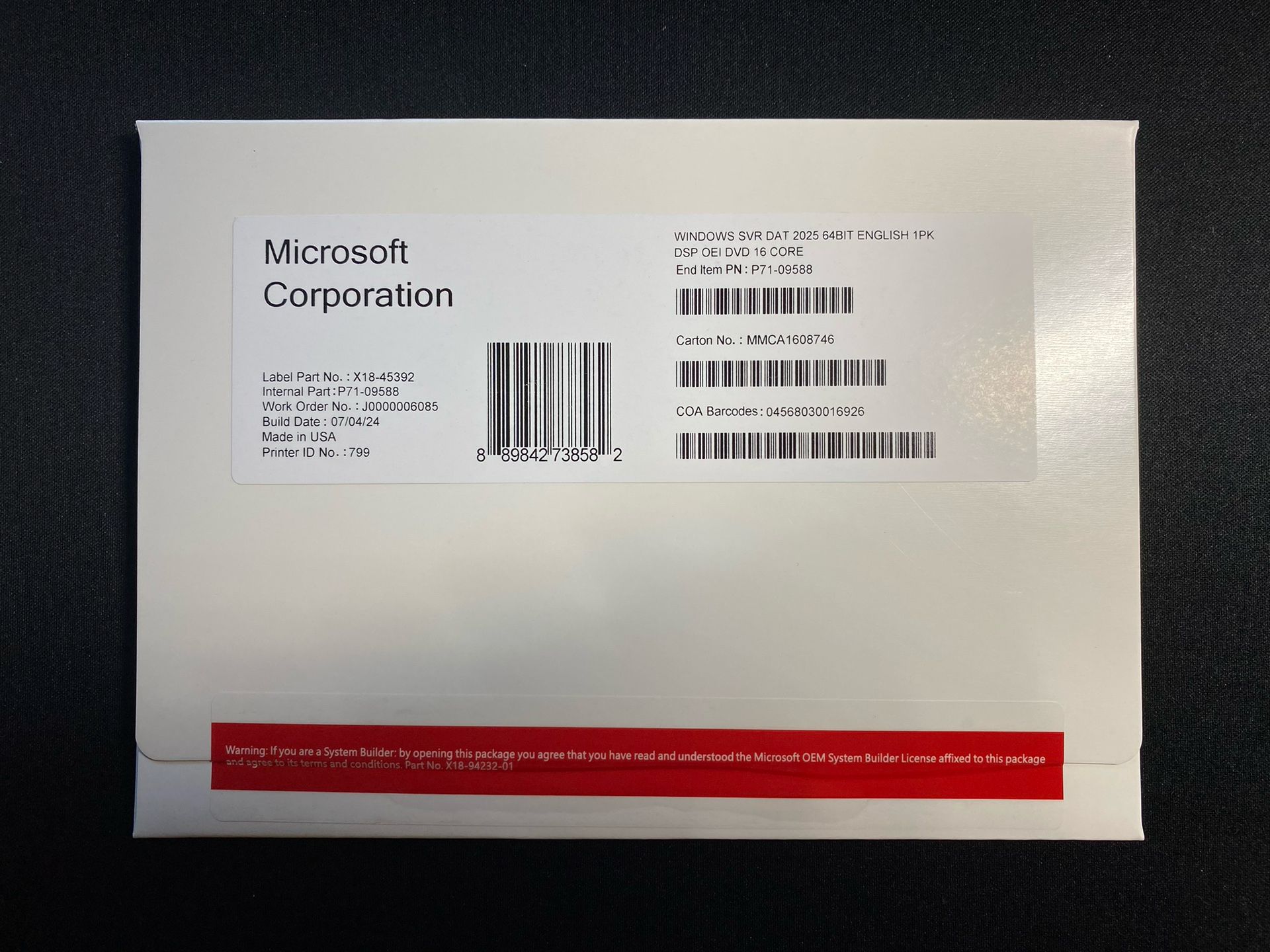 Microsoft Windows Server 2025 Datacenter 64Bit DVD 16Core DSP OEI w/ License Key
