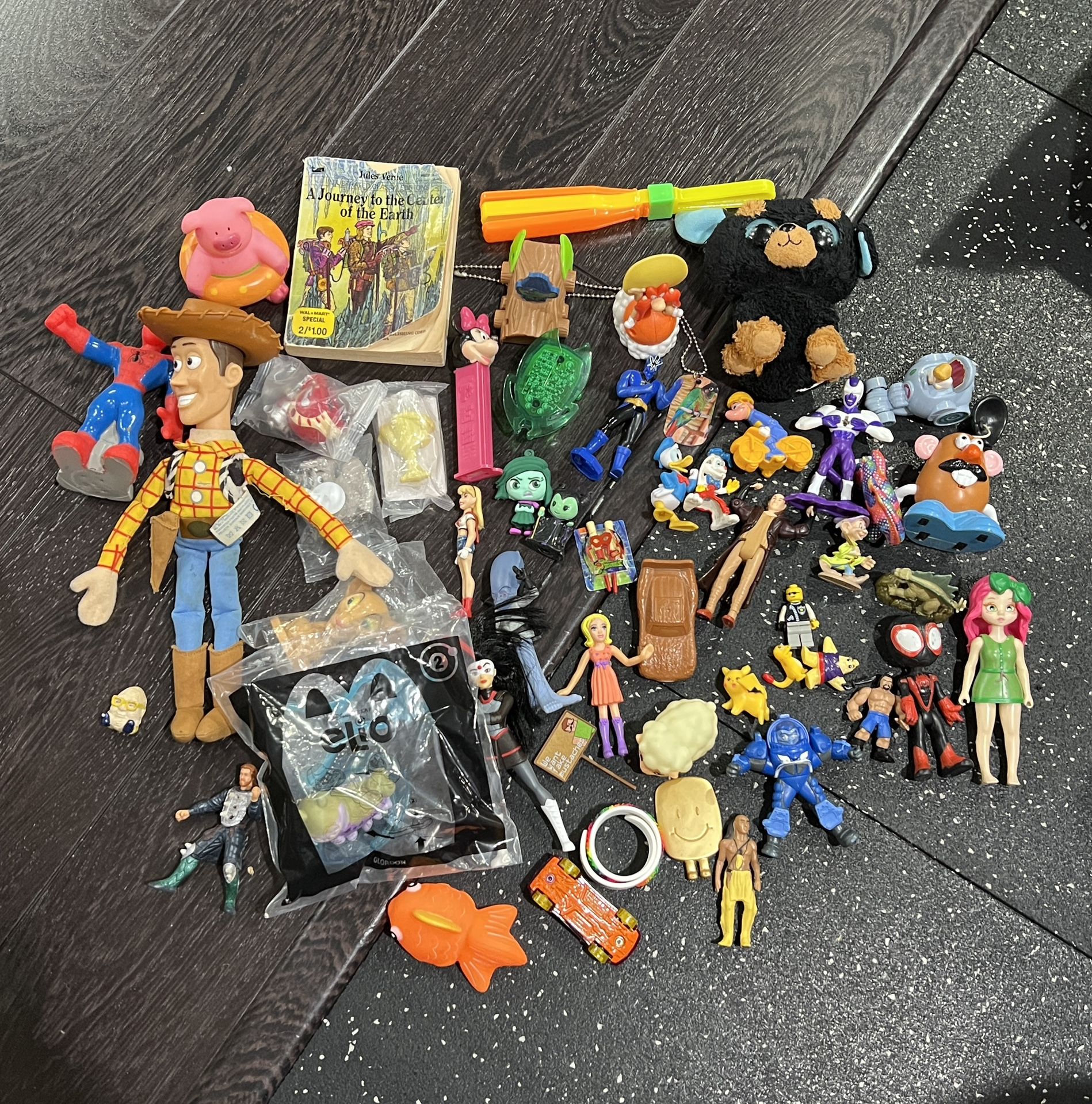 Lot of Toys 50+ Disney Dc comics Marvel Spiderman Ty beanie plush Power rangers