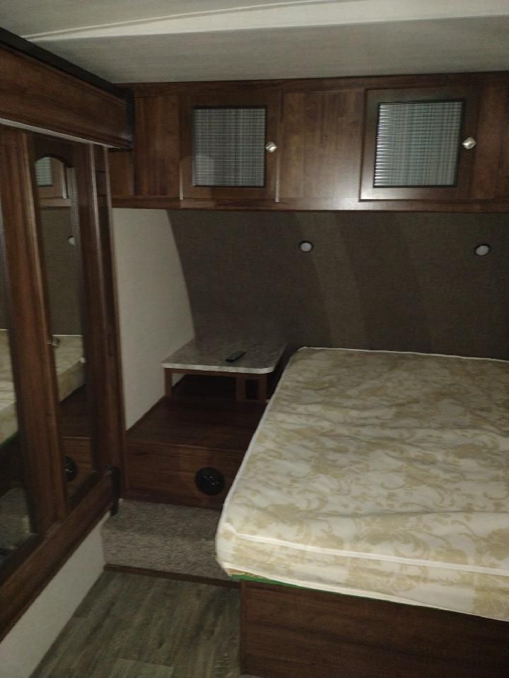 Camper Travel Trailer North Trail