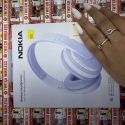 NEW NOKIA WIRELESS HEADPHONES 