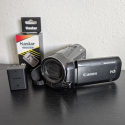 Canon Vixia HF M500 Camcorder