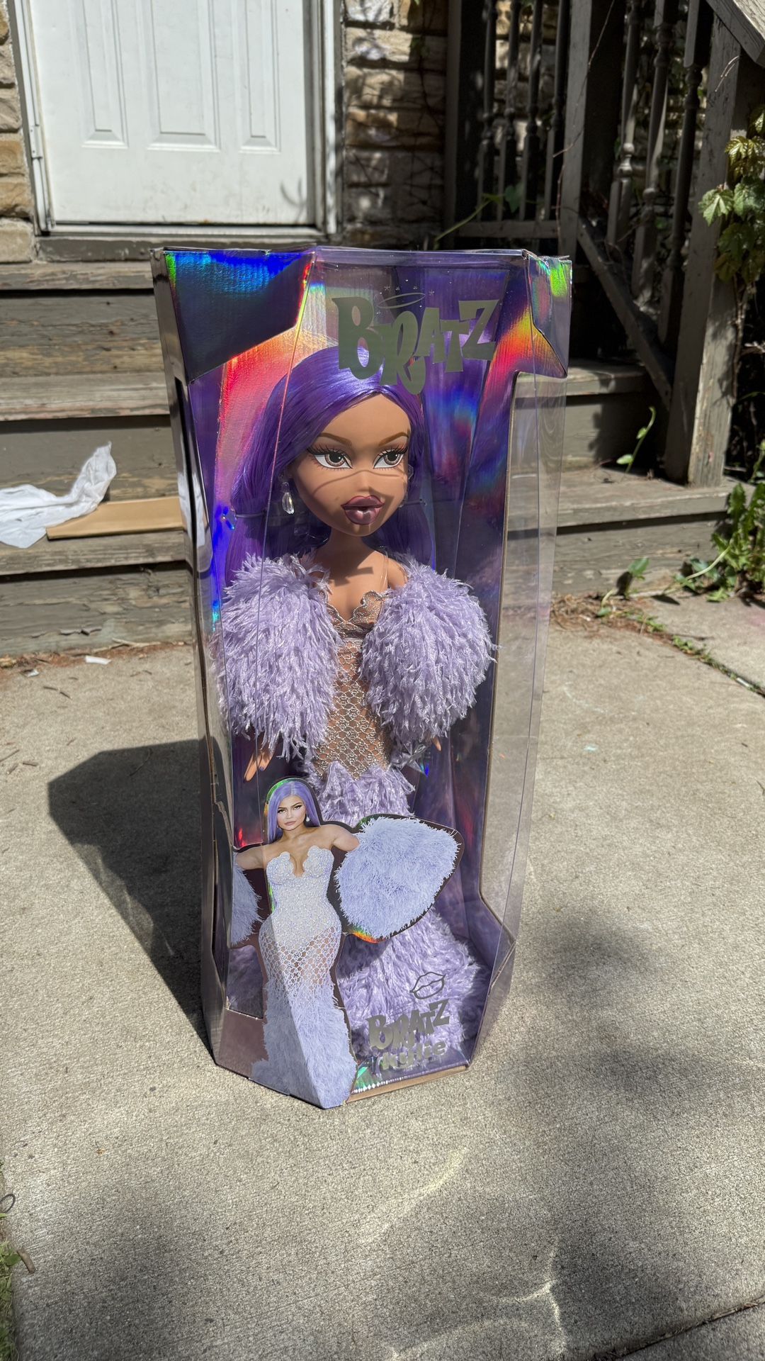Bratz x Kylie Jenner 24-Inch Large-Scale Fashion Doll with Gown, 2